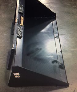 Tomahawk Bucket Attachments